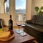 Casa de Férias Familienglueck Im Schwarzwaldhaus Mit Schlossblick Neuenburg (Enz)