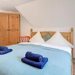 Familienglueck Im Schwarzwaldhaus Mit Schlossblick Neuenburg (Enz)
