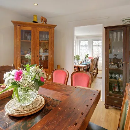 Familienglück Im Schwarzwaldhaus Mit Schlossblick