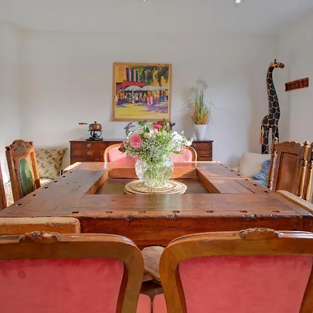 Familienglueck Im Schwarzwaldhaus Mit Schlossblick * Neuenburg (Enz)