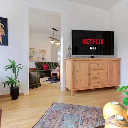 Familienglück Im Schwarzwaldhaus Mit Schlossblick