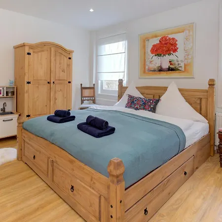 Familienglück Im Schwarzwaldhaus Mit Schlossblick Neuenburg (Enz)