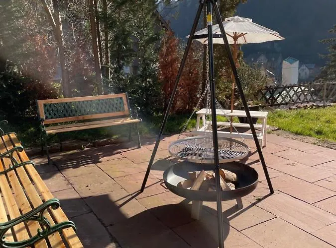 Familienglueck Im Schwarzwaldhaus Mit Schlossblick Nyaraló Neuenbürg