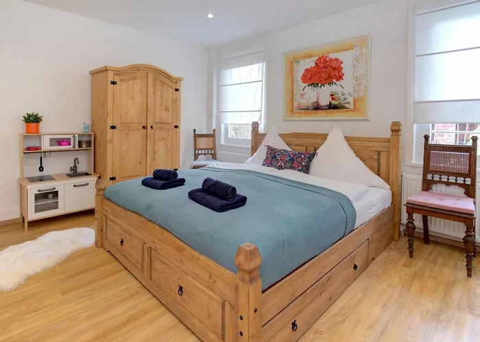 Familienglueck Im Schwarzwaldhaus Mit Schlossblick Neuenbürg