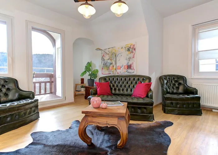 Familienglueck Im Schwarzwaldhaus Mit Schlossblick * Neuenbürg