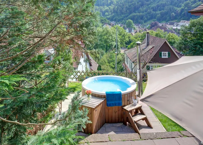Familienglueck Im Schwarzwaldhaus Mit Schlossblick * Neuenbürg